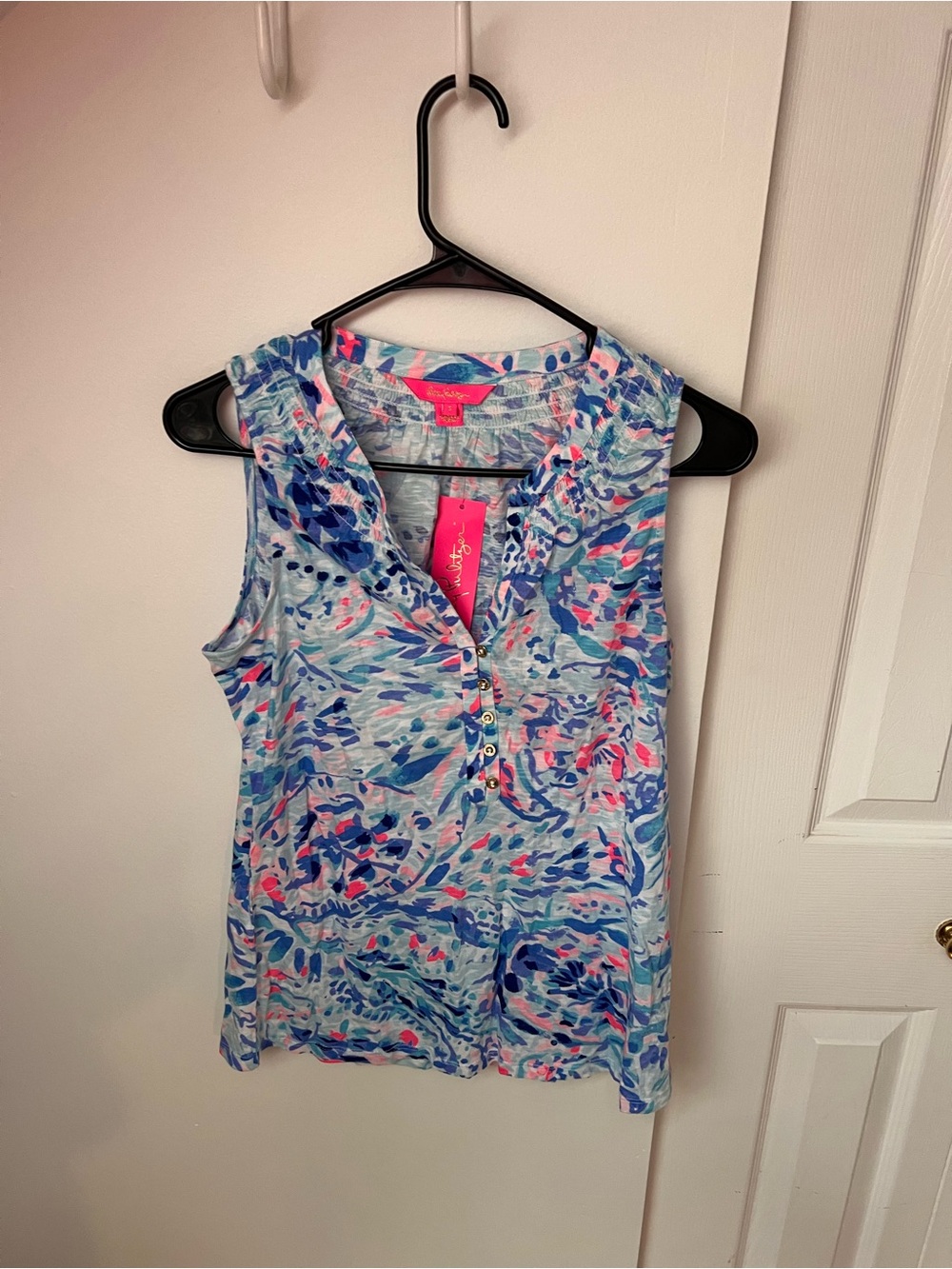 Lilly Pulitzer Sleeveless Ruffle Henley in Multi Blue & Pink